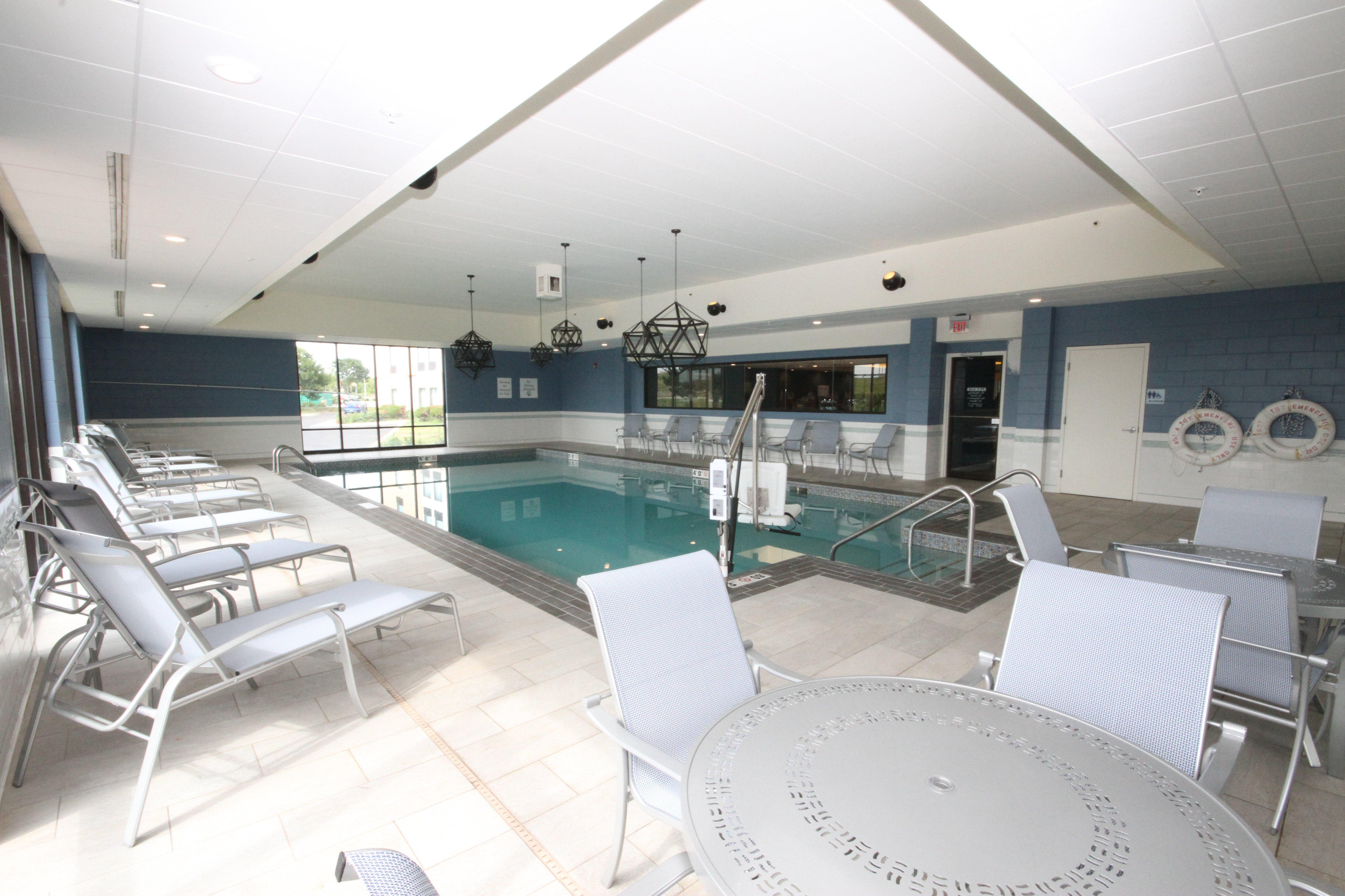 Holiday Inn Express Janesville-I-90 & Us Highway 14 By Ihg Bagian luar foto