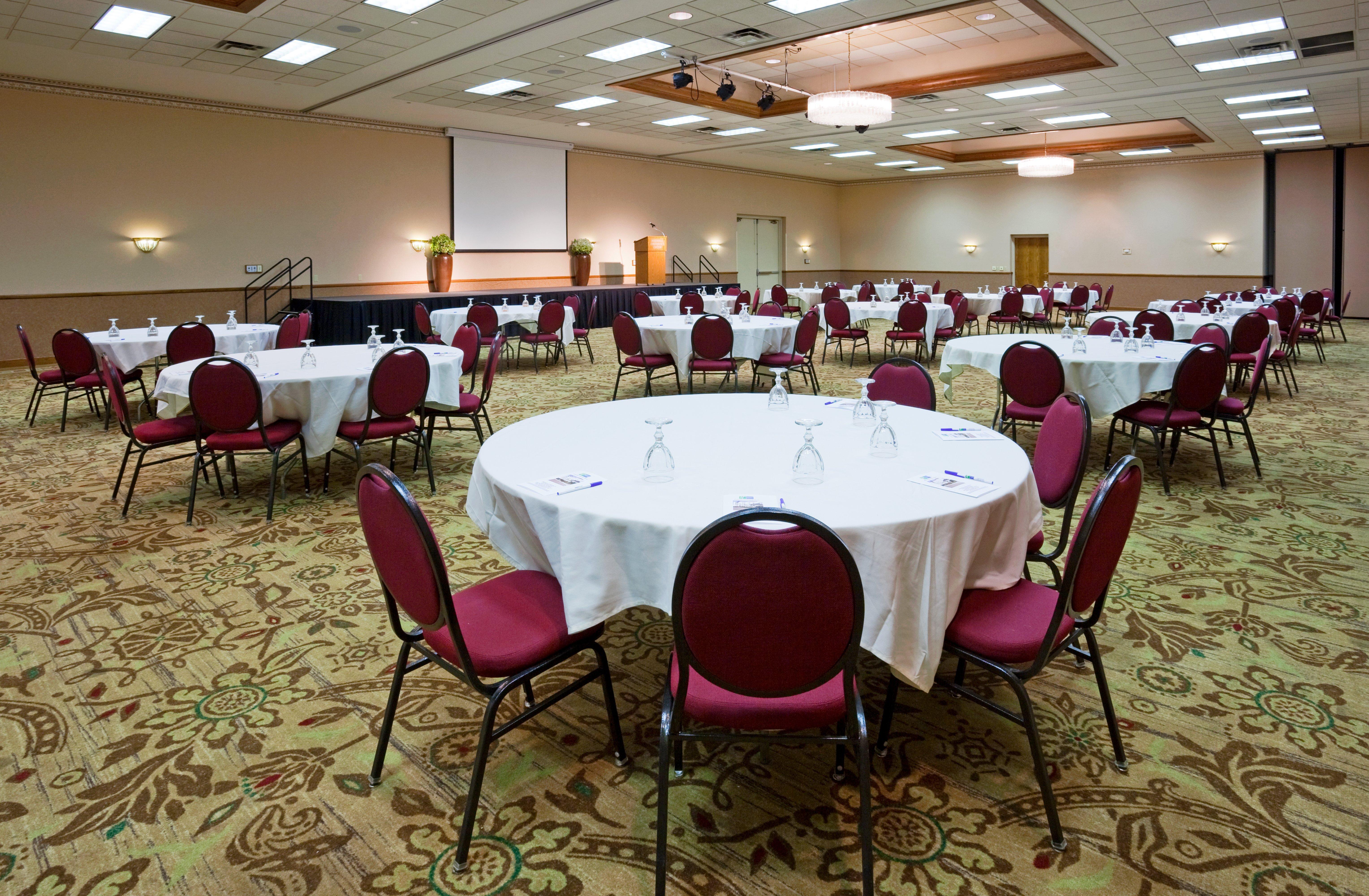 Holiday Inn Express Janesville-I-90 & Us Highway 14 By Ihg Bagian luar foto
